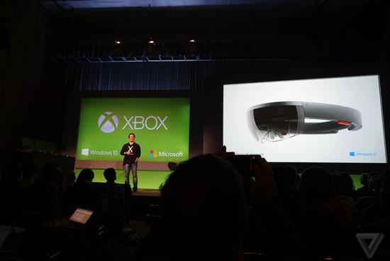 微软将把Xbox游戏移植至全息眼镜