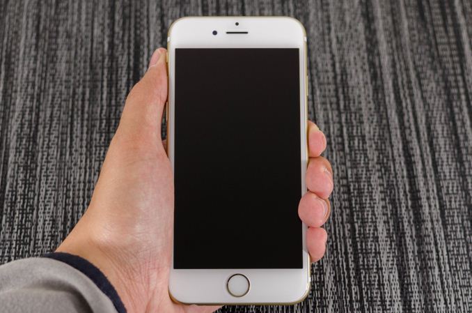 苹果手机使用技巧：iPhone升级iOS8.2蓝屏怎么办？