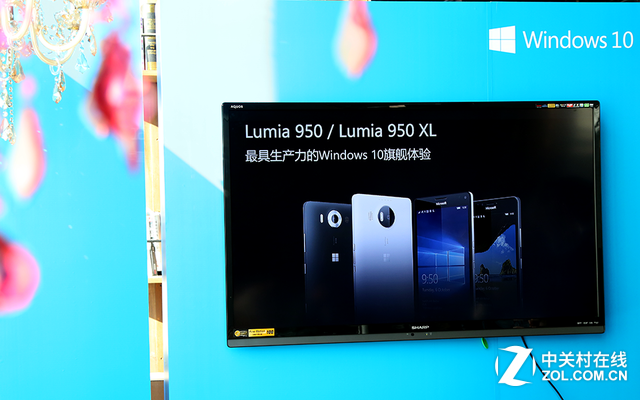 手机电脑"合体" 微软Lumia950/950XL组图
