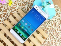 全金属一体机身 2399元HTC One X9图赏