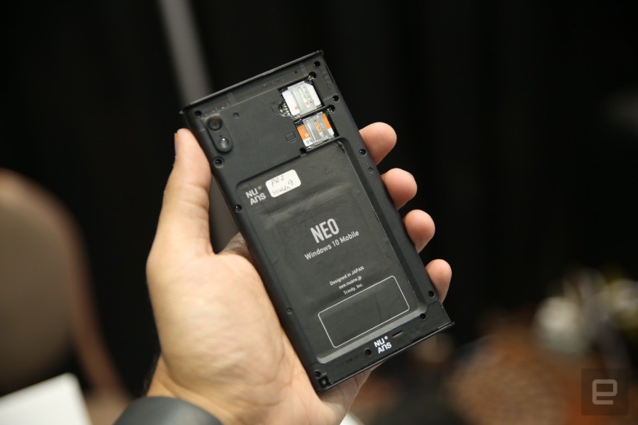 可定制的Win10手机 NuAns Neo上手展示