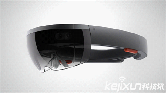 微软HoloLens全息眼镜细节透露：视野差还死贵