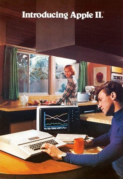 Apple II电脑可以放在厨房里使用，1977年发布。