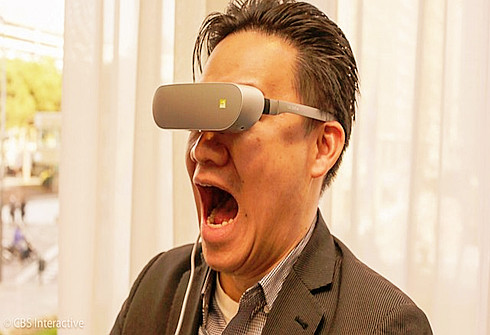 LG 360 VR上手：三星Gear VR不淡定了！