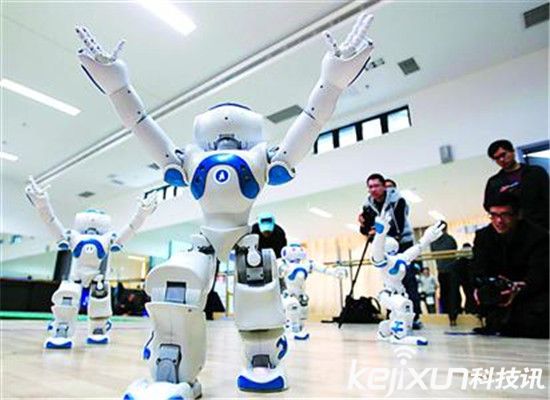 迪拜土豪真会玩：2017年机器人运动会你们快来！