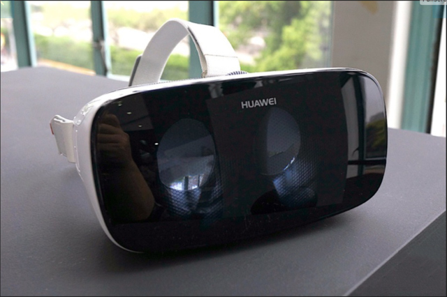 360°视觉/声场同步移动 华为HUAWEI VR登场