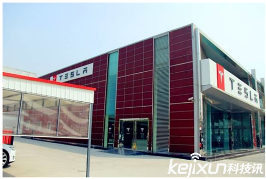 特斯拉 Model S 首次中国亮相  新店建在太古里？