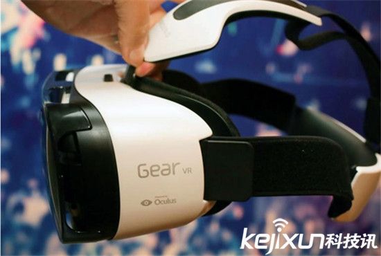 玩三星Gear 不用手机? 有望与Oculus合作VR一体机