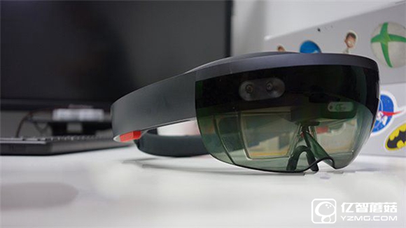 真刀实枪体验：黑科技微软HoloLens五大不足之处