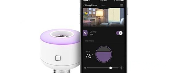 兼容苹果HomeKit平台 智能灯泡底座上市 