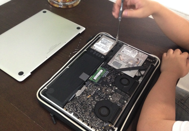 MacBook Pro更换硬盘及系统安装教程