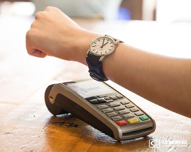 你见过能进行移动支付的传统手表吗？