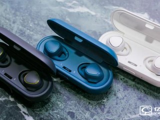 三星Gear IconX运动蓝牙耳机开卖：超便携的设计很贴心