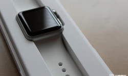 苹果表市场份额遭“腰斩”   智能手表整体下滑