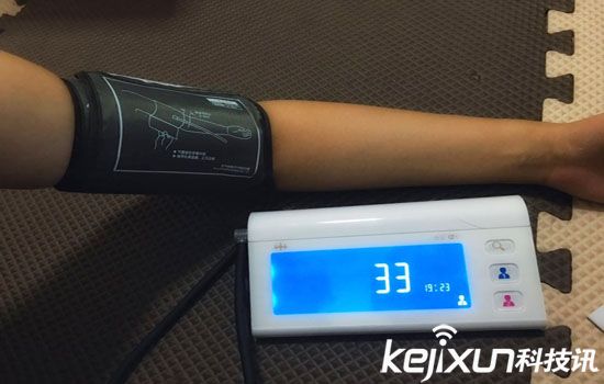 乐心i5s电子血压仪评测：智能与现实结合 操作性方便的血压仪