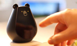 Bearbot万能遥控器：用手势可控制全屋家电