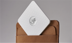 Tile推新一代Slim追踪器：两张信用卡那么薄