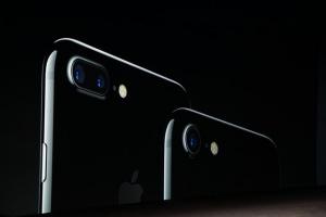 iPhone7 plus采用1200万像素双摄像头 举报防水防尘