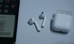 苹果AirPods无线耳机抢鲜试用：是否值得购买？