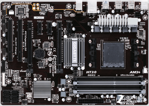 技嘉990X-D3P主板配8350 打造AMD游戏机