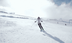 CARV帮你成为滑雪高手：专为滑雪运动设计
