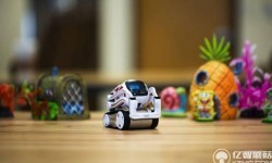 Cozmo机器人体验：好迷你的人工智能玩具