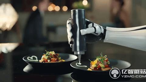 机器大厨可以做100多道菜 售价62万你买账吗？