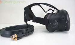 据传HTC正在开发升级版Vive头盔：最早CES见