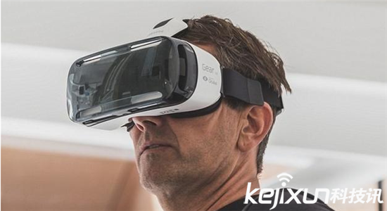 国内VR厂家相继裁员 VR行业出路在何方？