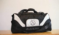Dinami多功能旅行袋：鞋袜和衣服可以分开放