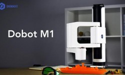 Dobot M1机械手臂：你见过如此小巧的专业制造机器人手臂吗