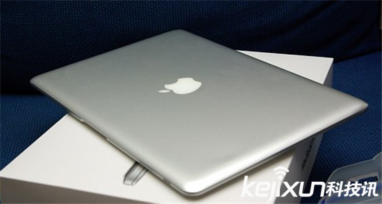 新MacBook Pro开盖即开机 原来背后还有个故事