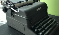 奔驰发明《哈利波特》里的魔法打字机