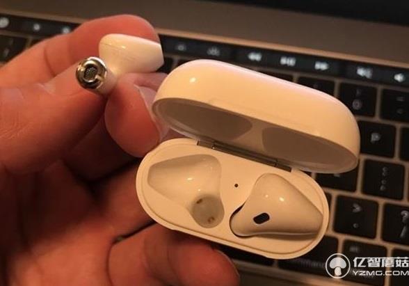 AirPods耳机开箱：苹果新的未来！