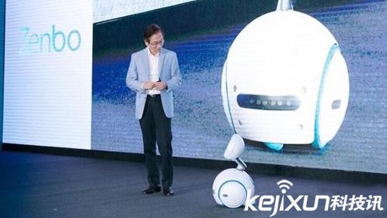 华硕家庭机器人Zenbo开年发售 售价4300元起