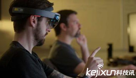 微软新专利：HoloLens或支持VR功能