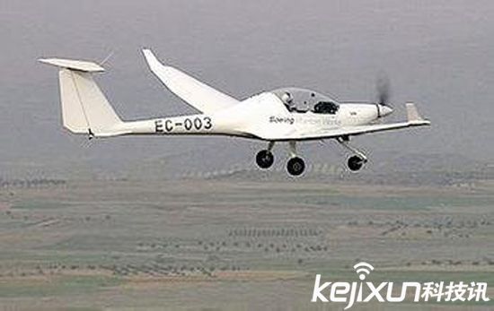 我国首架氢燃料电池飞机试飞成功 飞行全程零污染排放
