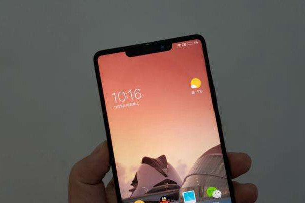 小米MIX2s全面屏手机曝光:下巴消失 网友:iPhone X给退了