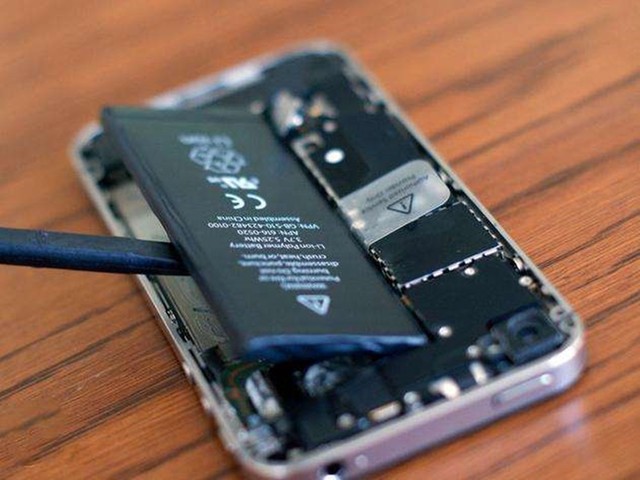 苹果修订电池更换政策：不需额外电池检测 