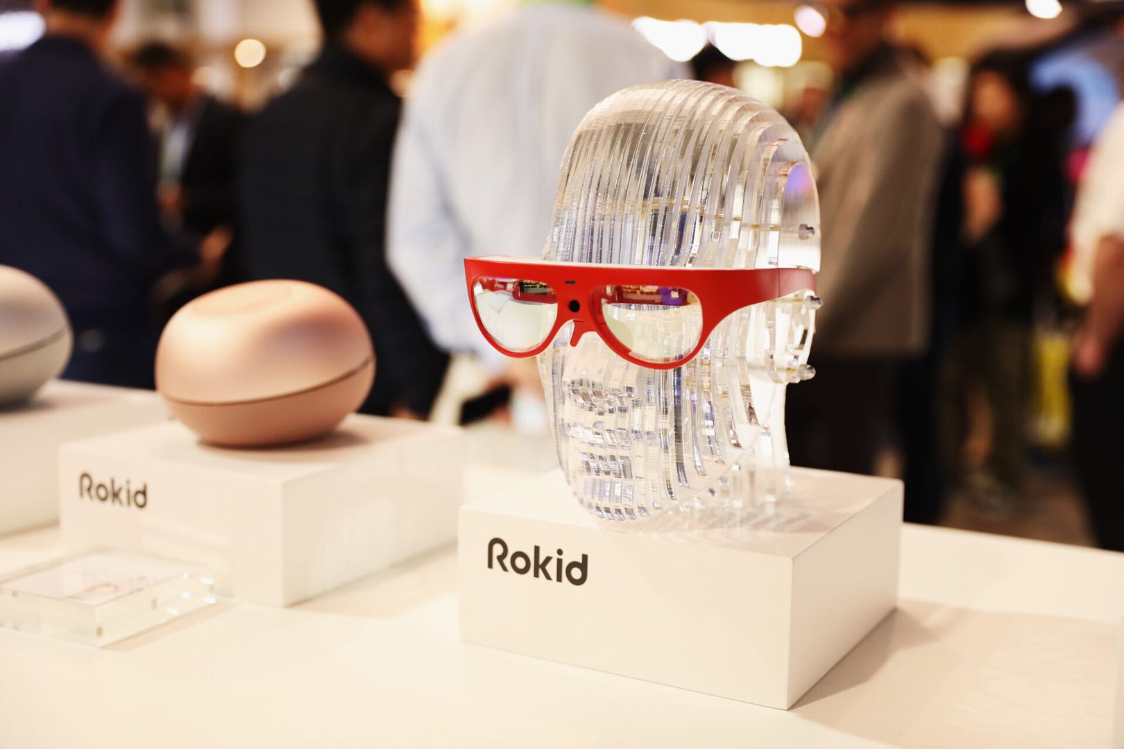 Rokid发布AR眼镜新品 支持人脸识别手势识别等功能