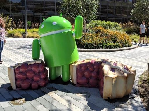 谷歌总部落成Android 9.0“馅饼机器人”雕塑