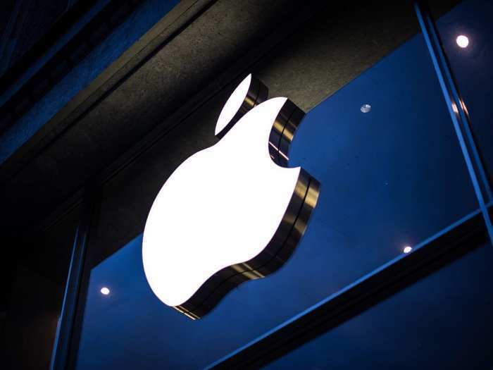 苹果创收盘历史新高 市值连续八天超过1万亿美元