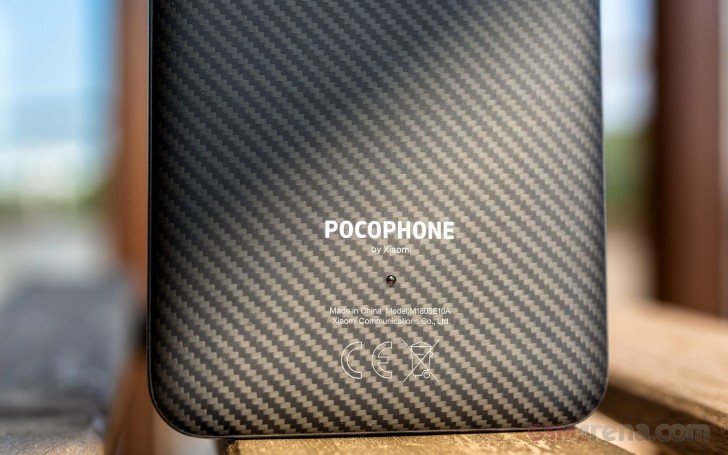 小米Pocophone F1评测 当今最便宜的骁龙845手机