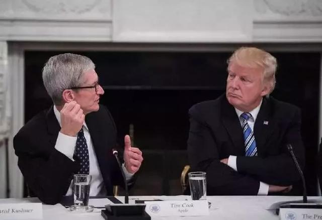 特朗普再向库克苹果：想要避免中国征税 苹果就回美国生产