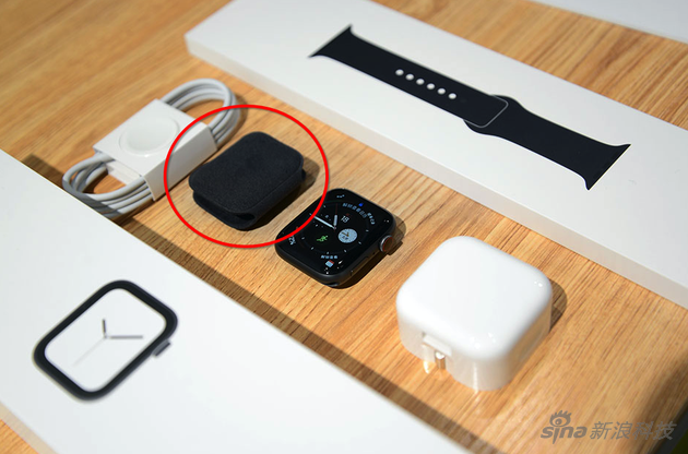 Apple Watch Series 4智能手表评测：除了表带其他全变了