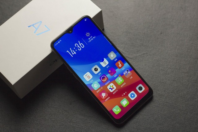 OPPO A7和OPPO A7X外观对比