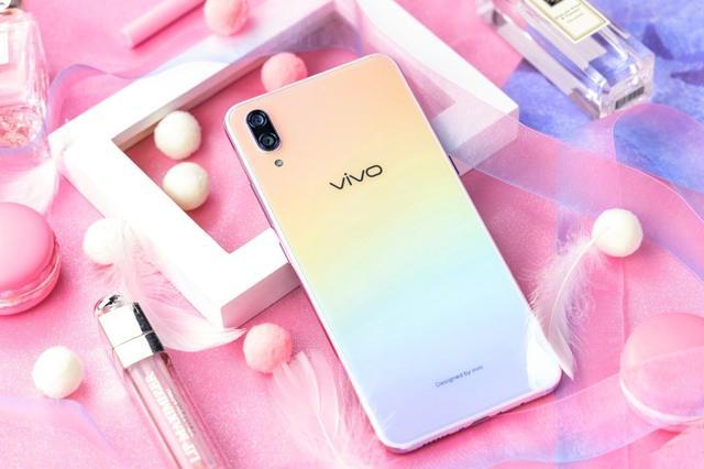 vivo X23幻彩版拍照怎么样？vivo X23幻彩版手机拍照深度体验