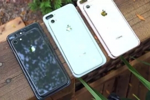2019年iPhone 8和iPhone 8 Plus还值得买吗？