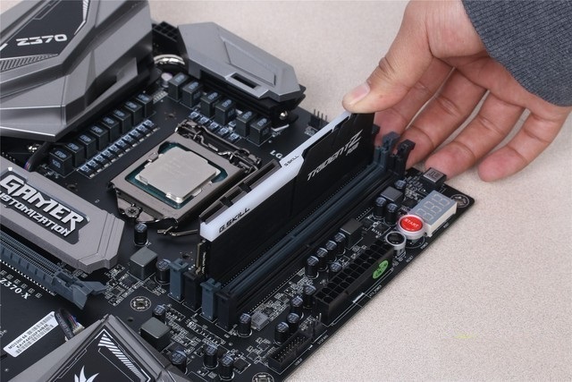 电脑内存选购指南，什么样的内存适合自己？