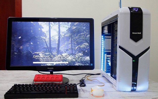 酷睿i3 8100带显示器 CF/LOL游戏电脑配置推荐